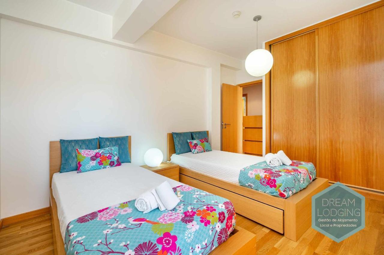 Marina View - Dream Lodging Appartamento Albufeira Esterno foto