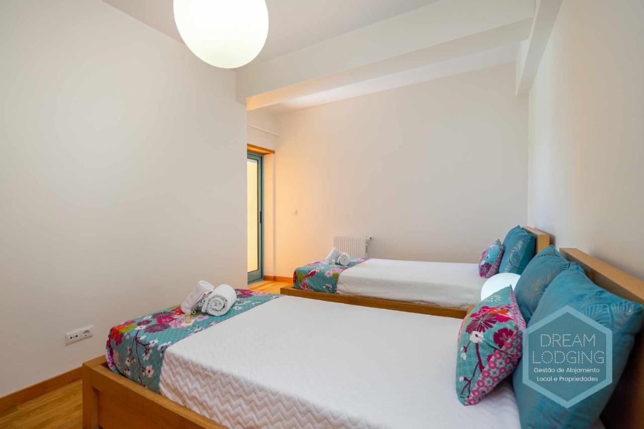Marina View - Dream Lodging Appartamento Albufeira Esterno foto